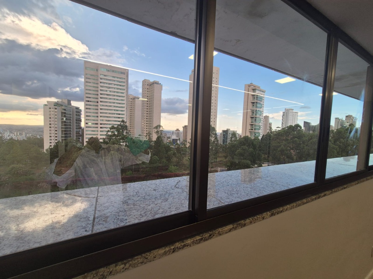 Sala Comercial à venda no vila da serra: 