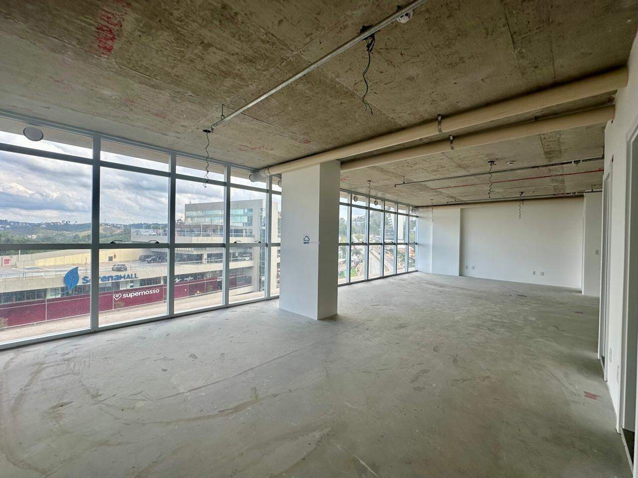 Sala Comercial para aluguel no VALE DO SERENO: 