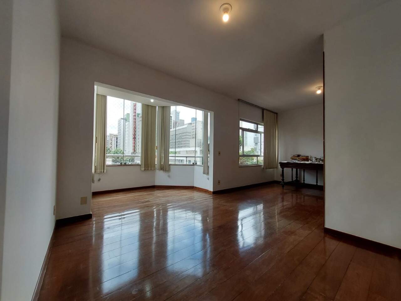 Apartamento à venda no carmo: 