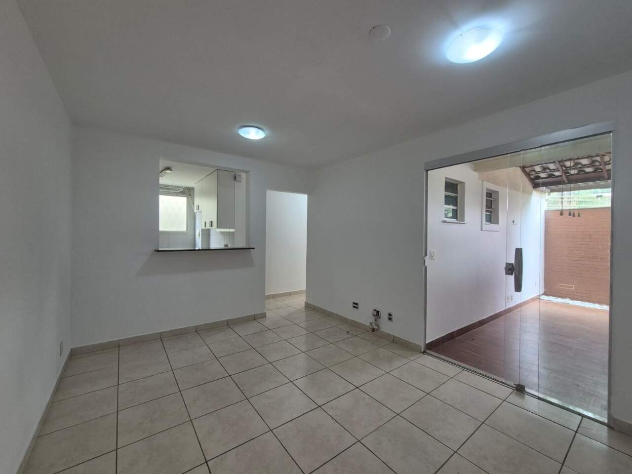 Apartamento com Área Privativa à venda no Buritis: 