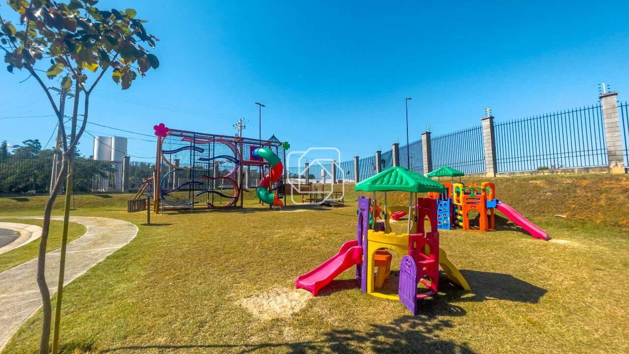 Condomínio Villa dos Pinheiros
