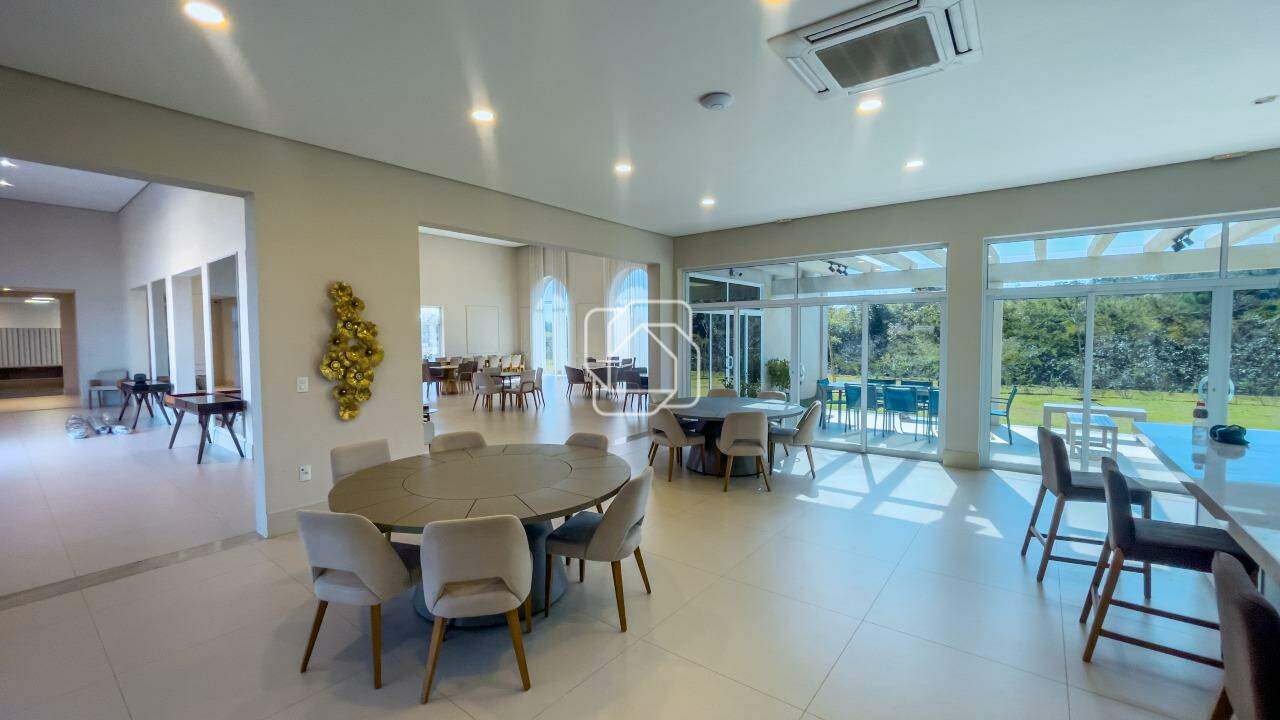 Condomínio Villa dos Pinheiros