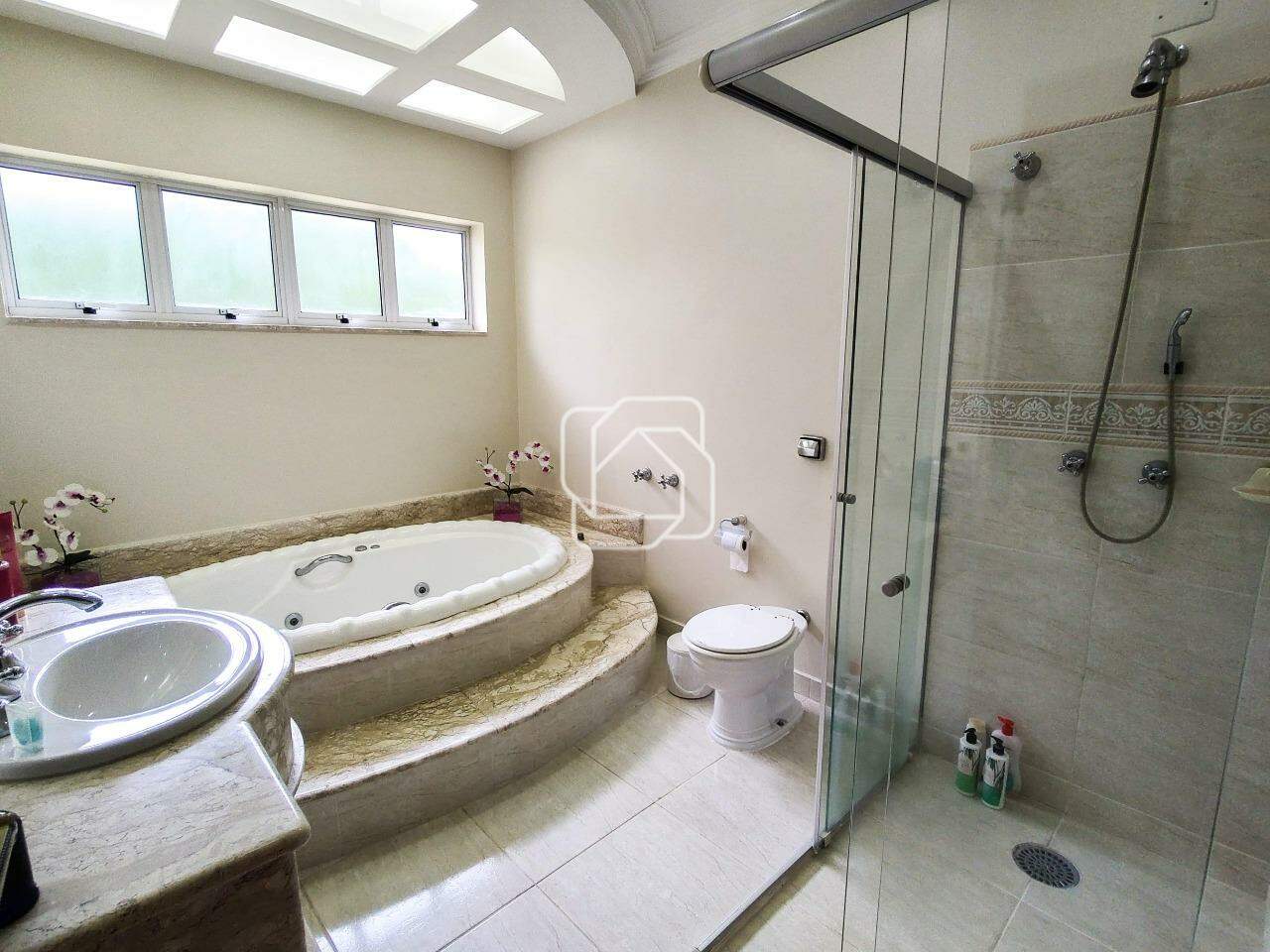 Casa de Condomínio à venda em Itu - SP - Condomínio City Castelo: Banheiro
