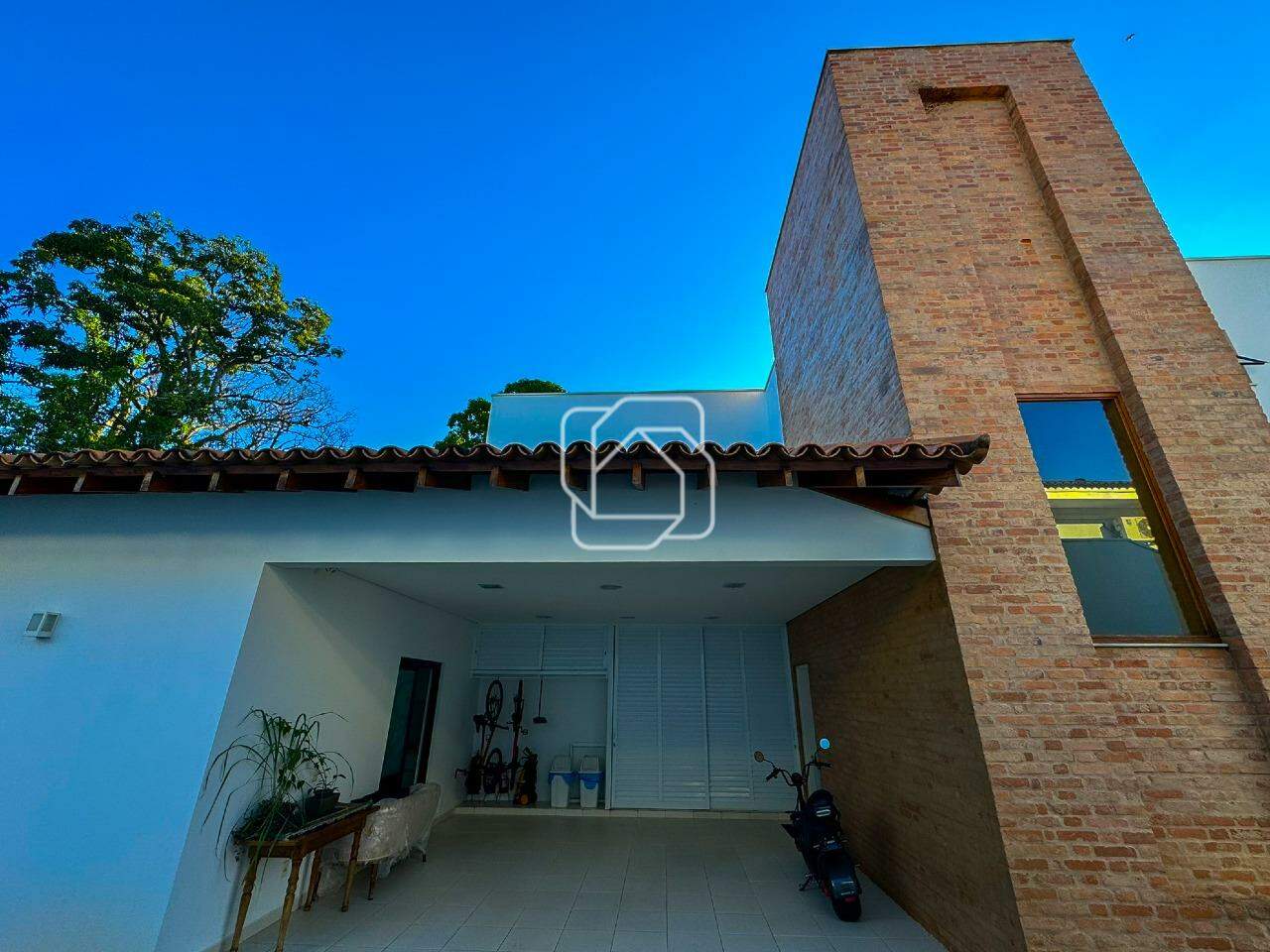 Casa de Condomínio à venda em Itu - SP - Jardim Theodora: Garagem