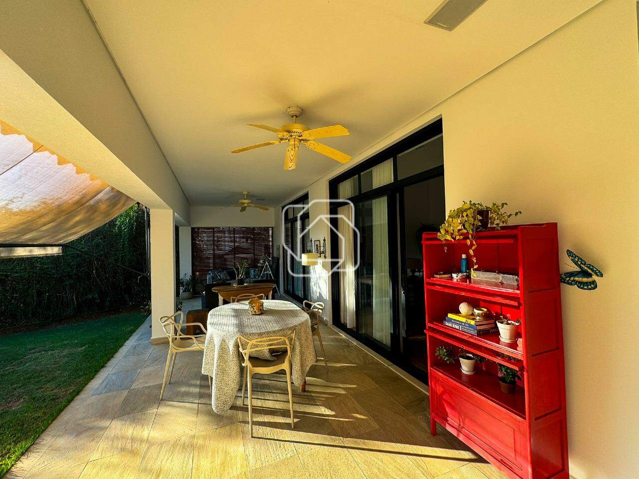Casa de Condomínio à venda em Itu - SP - Jardim Theodora: Varanda