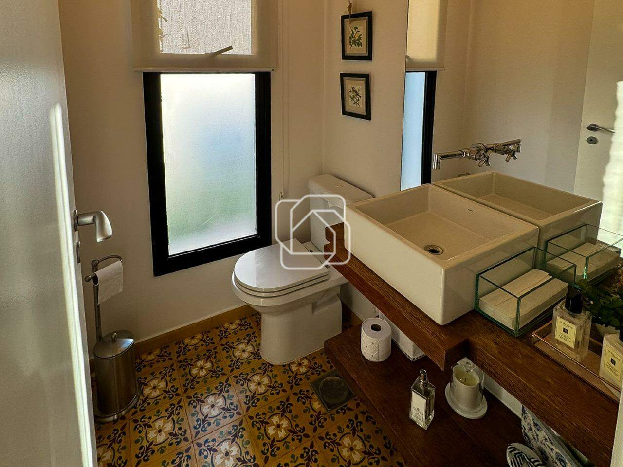 Casa de Condomínio à venda em Itu - SP - Jardim Theodora: Lavabo