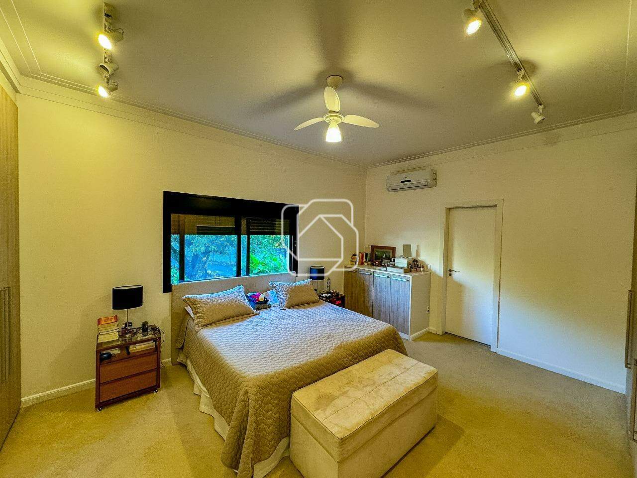 Casa de Condomínio à venda em Itu - SP - Jardim Theodora: Suíte
