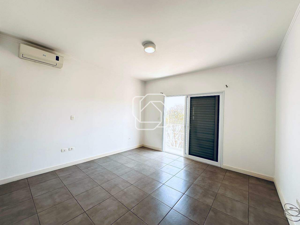 Casa de Condomínio à venda em Itu - SP - Jardim Theodora: 