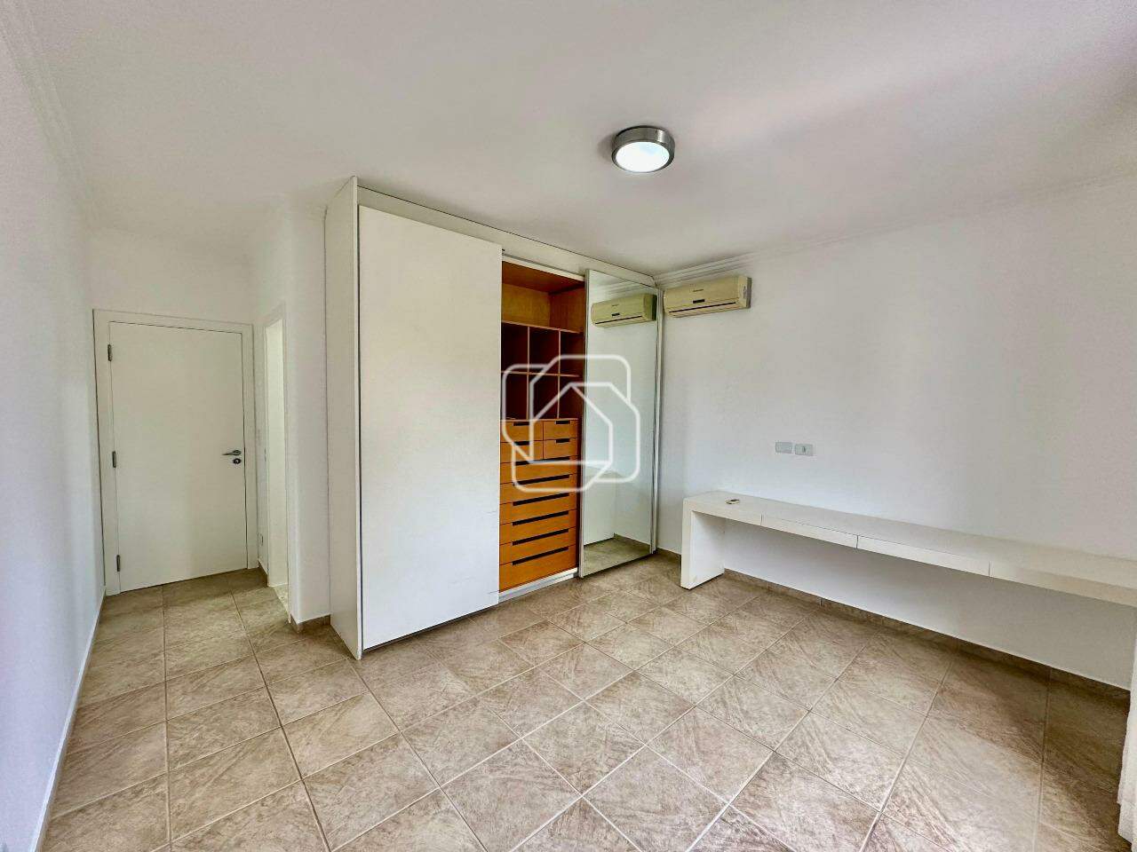 Casa de Condomínio à venda em Itu - SP - Condomínio Campos de Santo Antônio:
