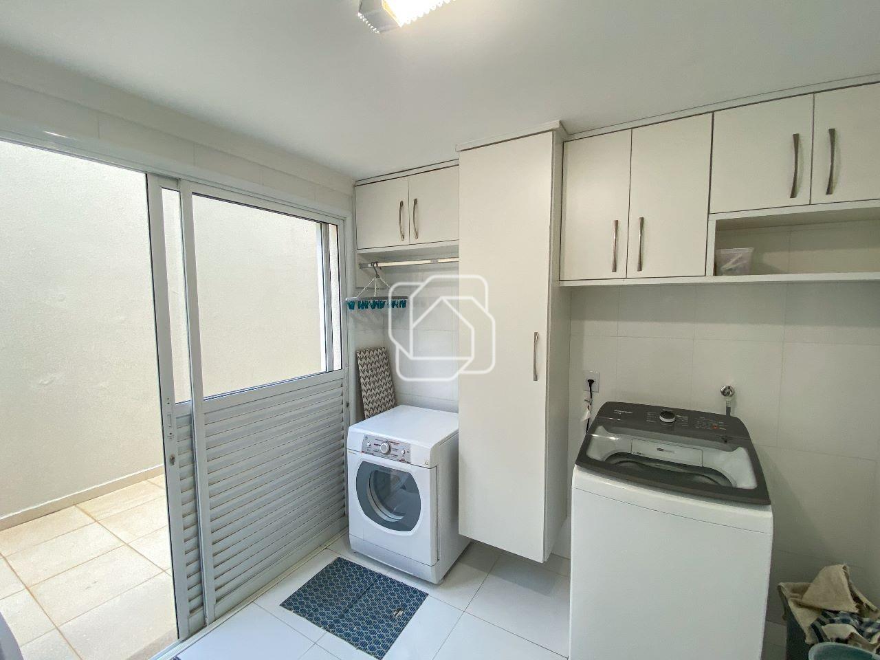 Casa de Condomínio à venda em Salto - SP - Condomínio Fazenda Palmeiras Imperiais: Lavanderia