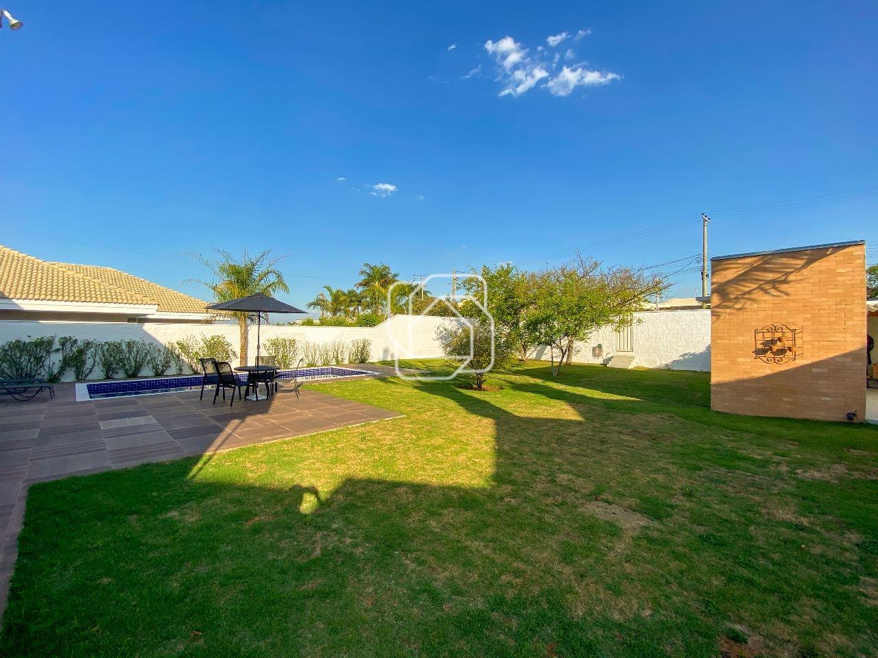 Casa de Condomínio à venda em Salto - SP - Condomínio Fazenda Palmeiras Imperiais: Quintal, gramado