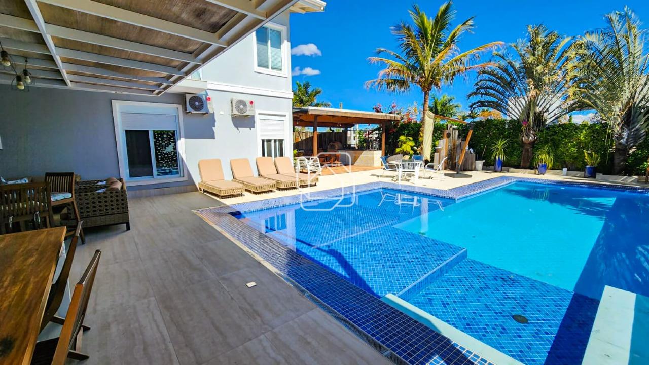 Casa de Condomínio à venda em Cabreúva - SP - Portal do Japy Golf Clube: Área da piscina