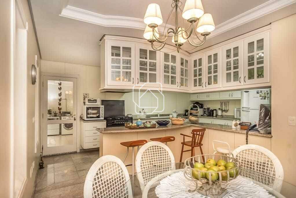 Casa de Condomínio à venda em Itu - SP - Condomínio Terras de São José: Cozinha, mesa de jantar