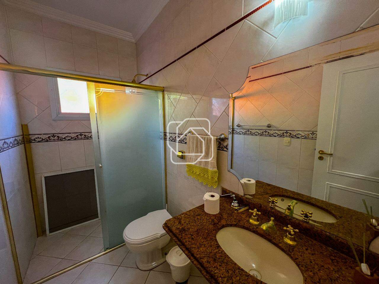 Casa de Condomínio à venda em Itu - SP - Condomínio City Castelo: Banheiro