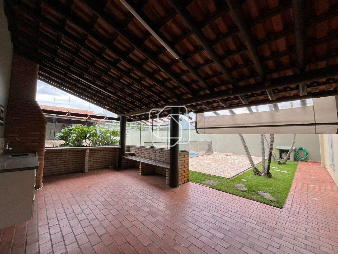 Casa de Condomínio à venda em Salto - SP - Residencial Lagos D’Icaraí: Área externa