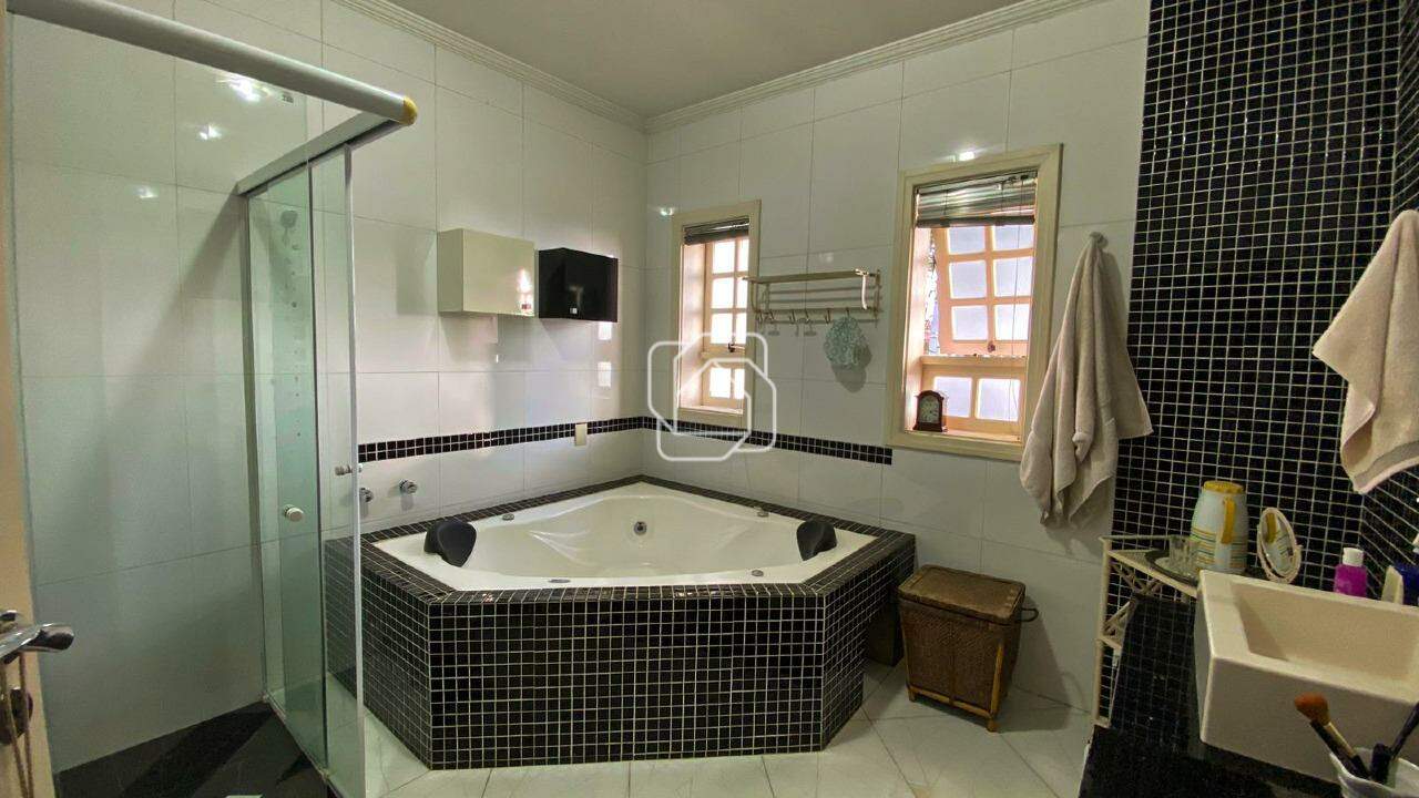 Casa de Condomínio à venda em Itu - SP - Portal da Vila Rica : Banheiro