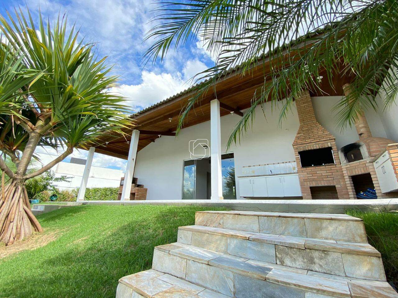 Casa de Condomínio para aluguel em Salto - SP - Condomínio Fazenda Palmeiras Imperiais: