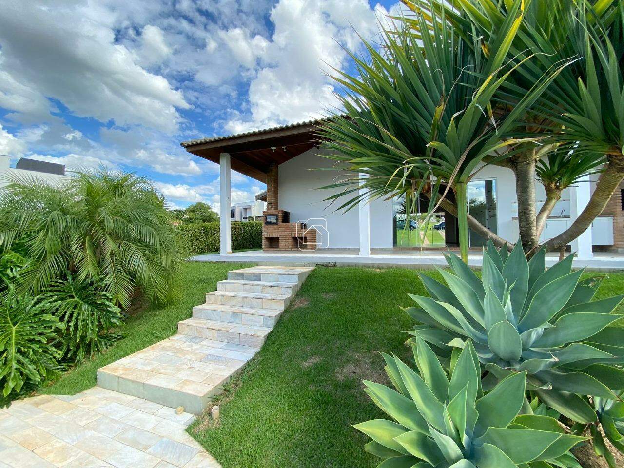 Casa de Condomínio para aluguel em Salto - SP - Condomínio Fazenda Palmeiras Imperiais: 