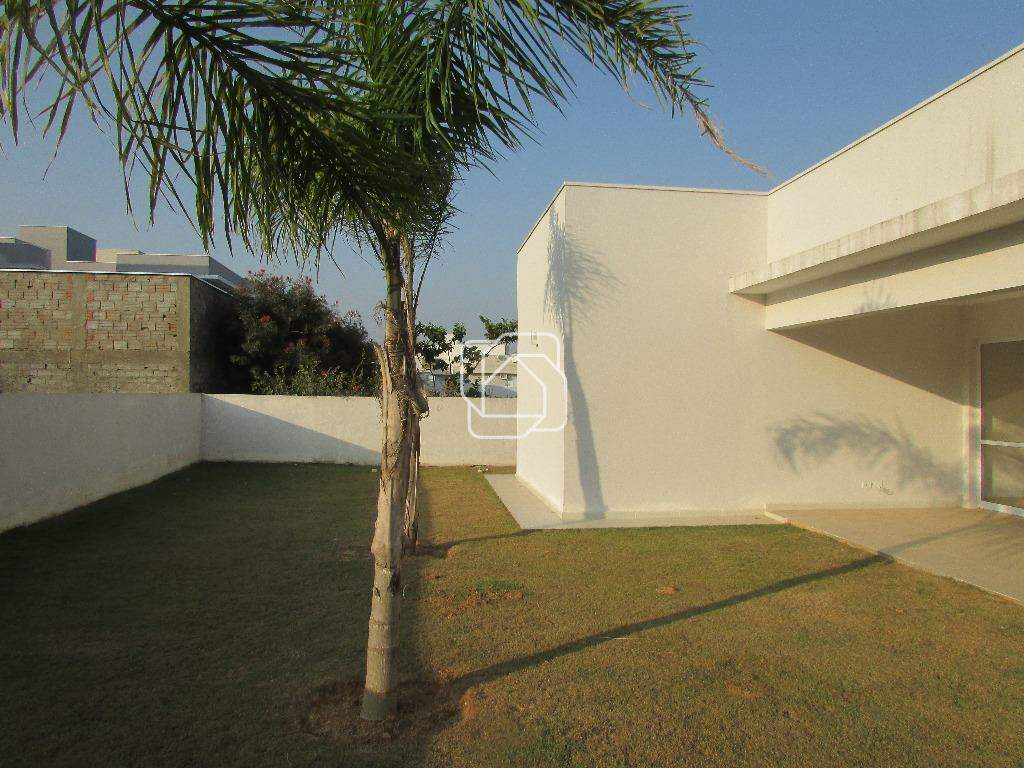 Casa de Condomínio para aluguel em Salto - SP - Condomínio Fazenda Palmeiras Imperiais: 