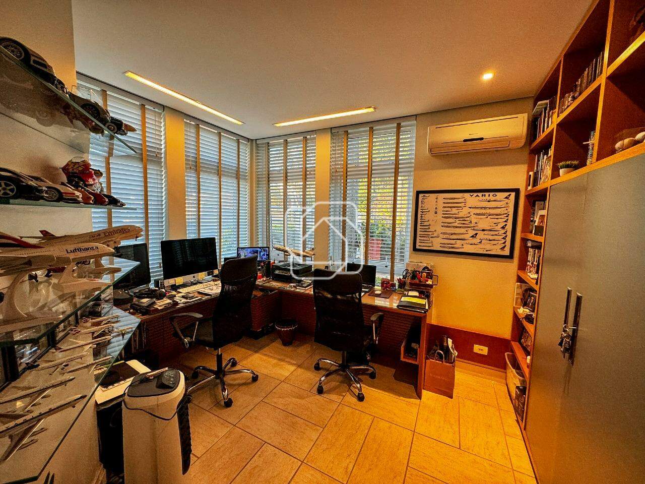 Casa de Condomínio à venda em Itu - SP - Jardim Theodora: Escritório