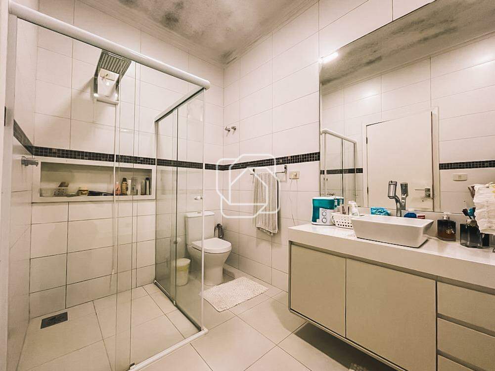 Casa de Condomínio para aluguel em Itu - SP - Chácara Flora: Banheiro