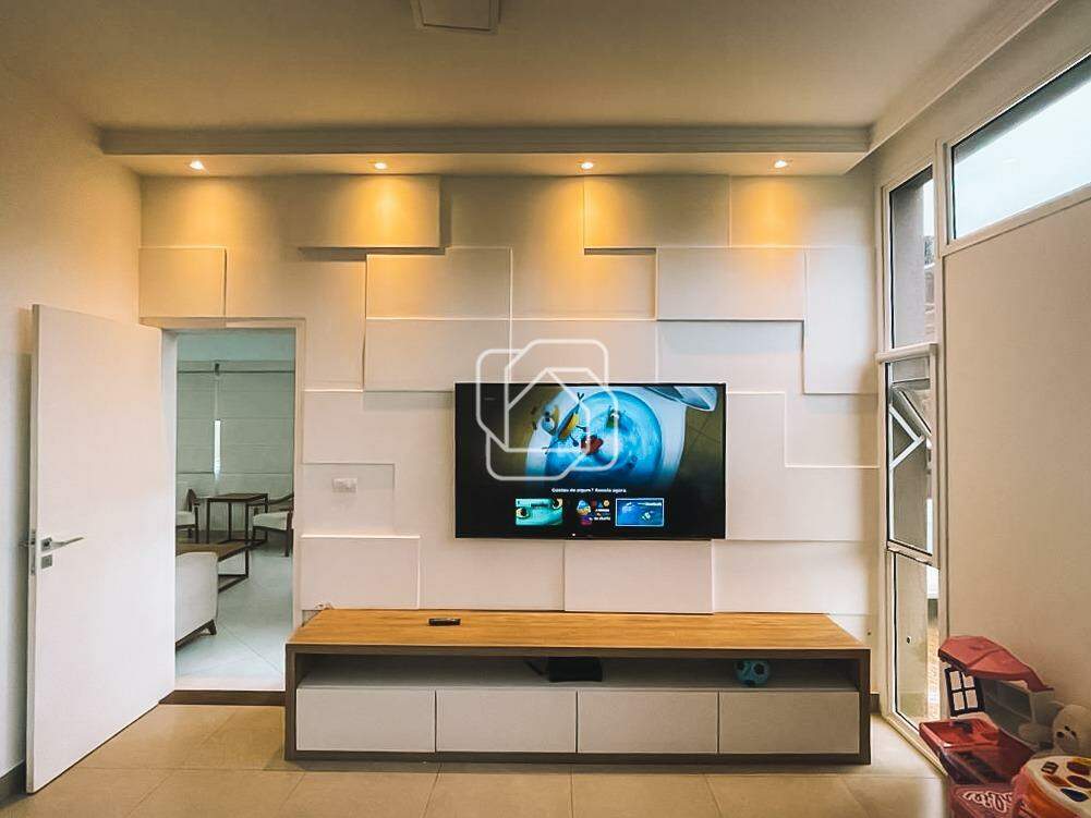 Casa de Condomínio para aluguel em Itu - SP - Chácara Flora: Sala de estar/TV