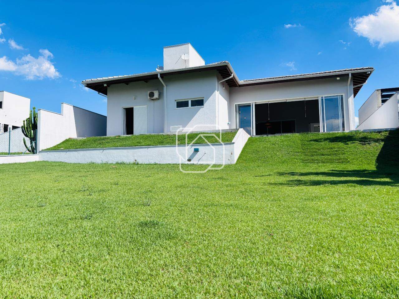 Casa de Condomínio à venda em Salto - SP - Condomínio Fazenda Palmeiras Imperiais: 