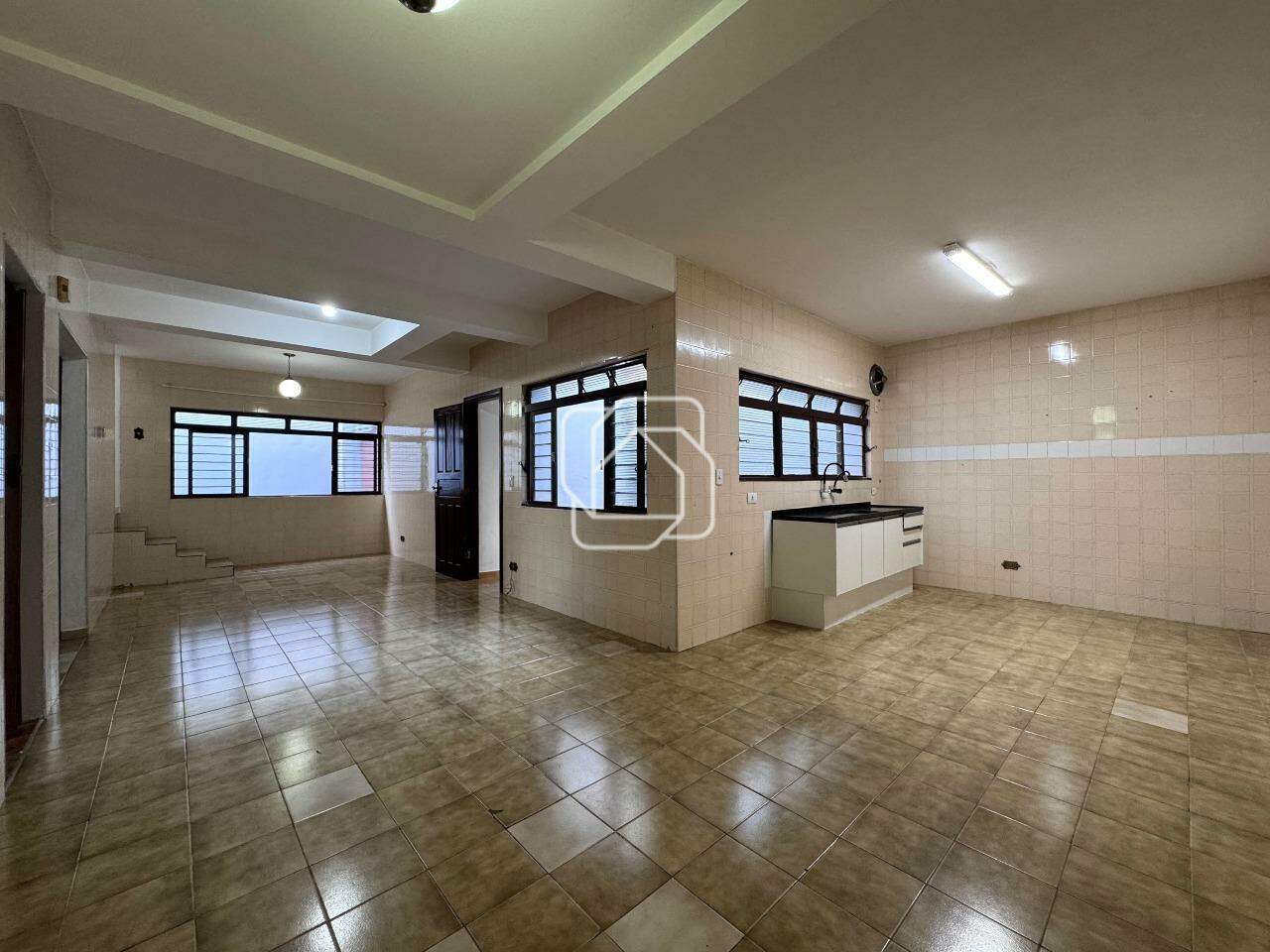 Casa para aluguel em Itu - SP - Vila São Francisco: