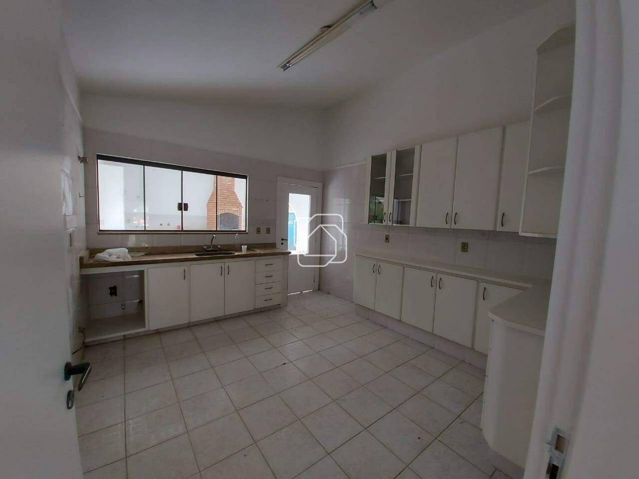 Casa de Condomínio para aluguel em Itu - SP - Condomínio Campos de Santo Antônio: Casa à venda no Condomínio Campos de Santo Antônio em Itu