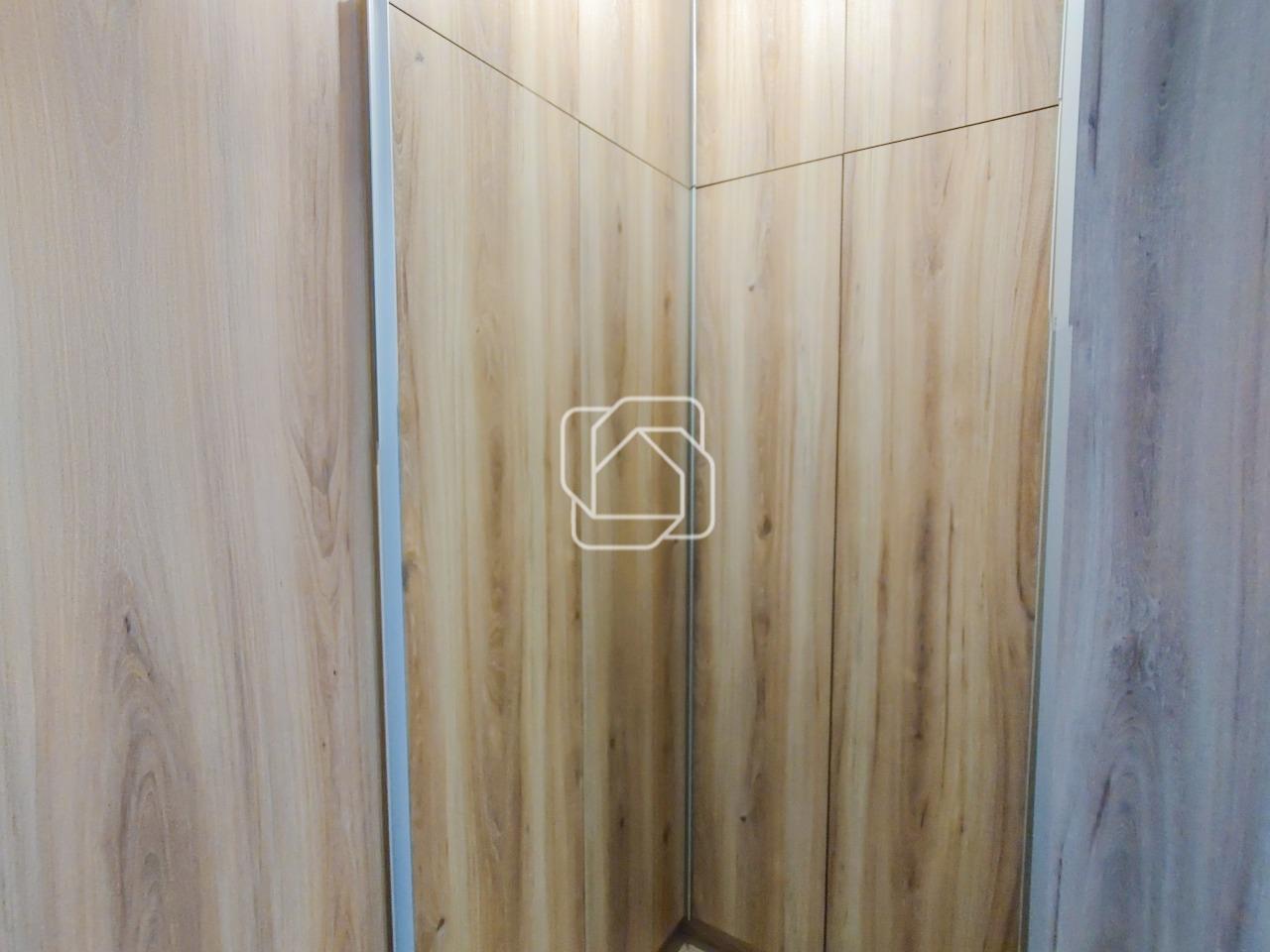 Casa de Condomínio à venda em Itu - SP - Parque Village Castelo: Closet