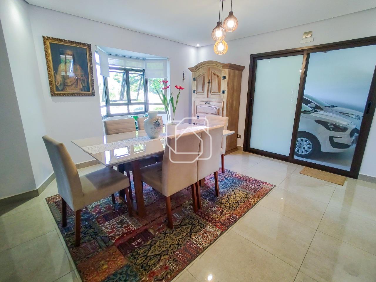 Casa de Condomínio à venda em Itu - SP - Parque Village Castelo: Sala de jantar