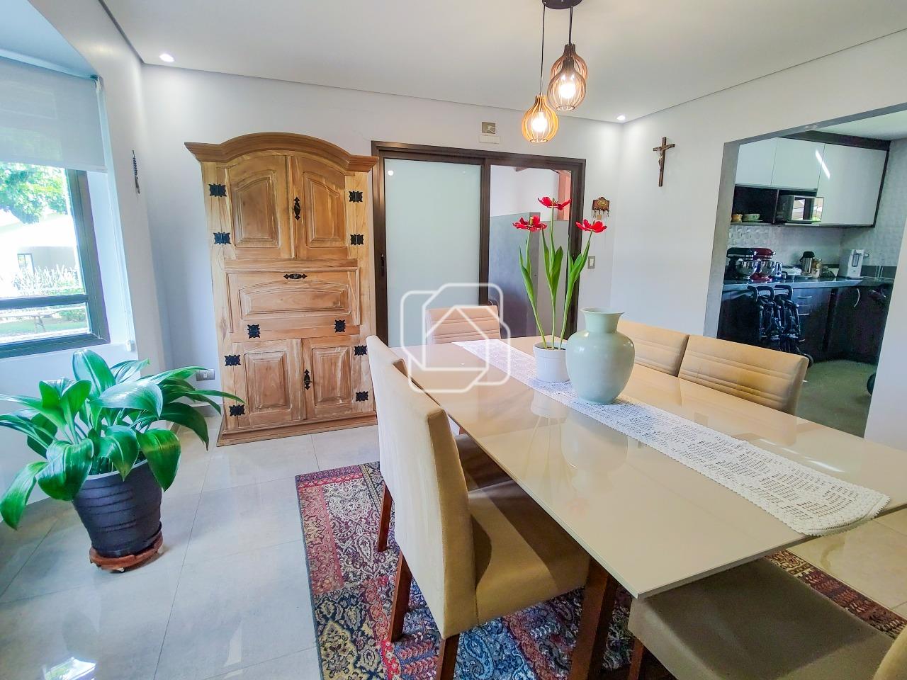Casa de Condomínio à venda em Itu - SP - Parque Village Castelo: Sala de jantar