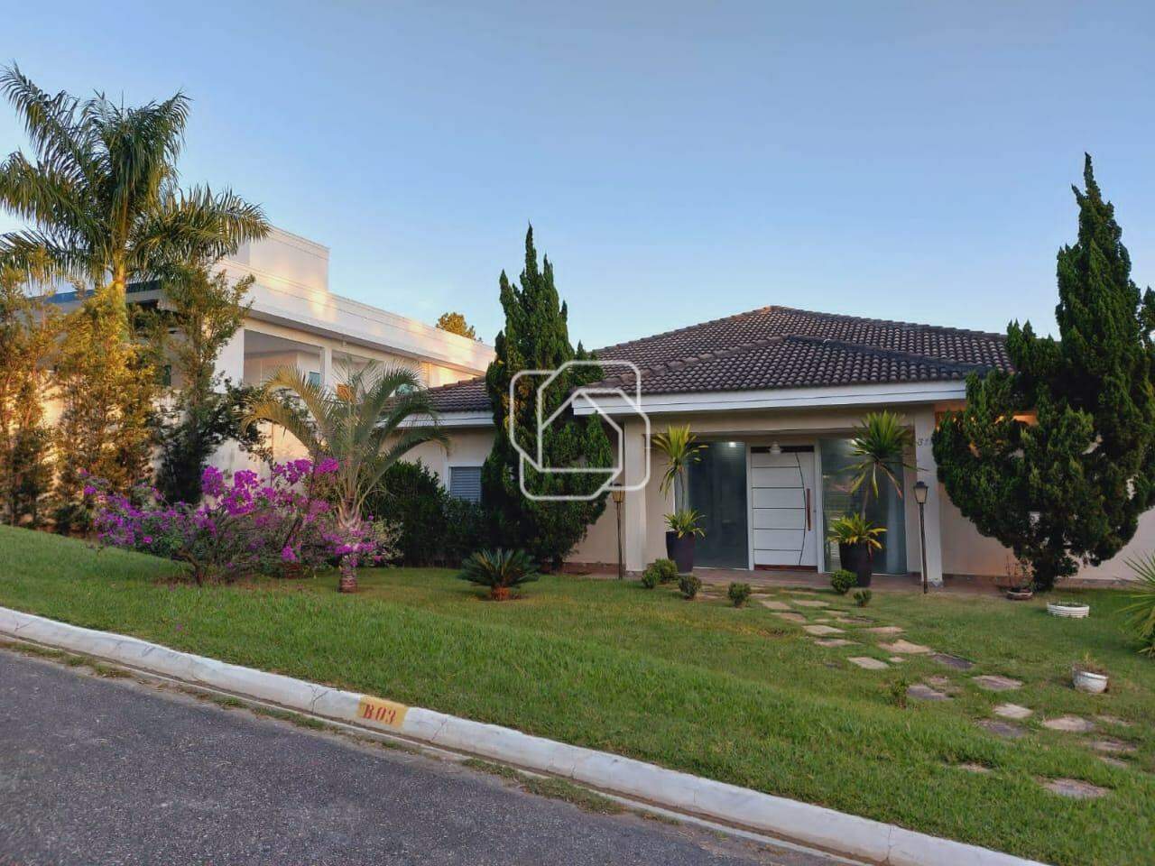 Casa de Condomínio para aluguel em Itu - SP - Parque Village Castelo: 