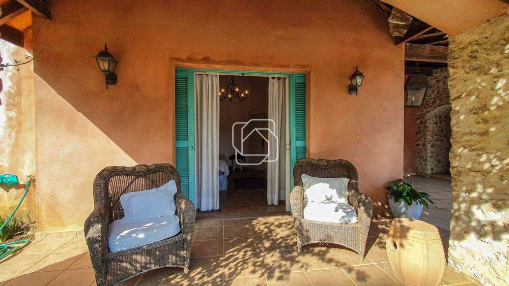 Casa de Condomínio à venda em Indaiatuba - SP - Helvetia Polo Country: Varanda