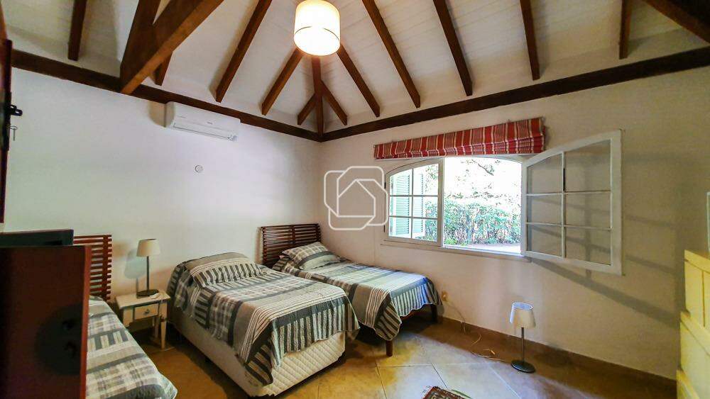 Casa de Condomínio à venda em Indaiatuba - SP - Helvetia Polo Country: Quarto