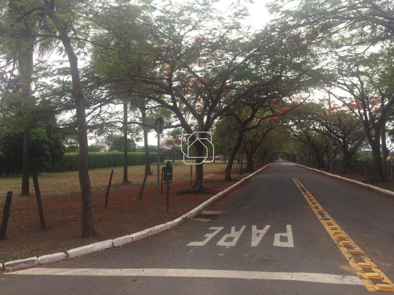 Terreno à venda em Indaiatuba - SP - Helvetia Polo Country: Terreno à venda no Condomínio Helvetia Polo Country - Indaiatuba/SP