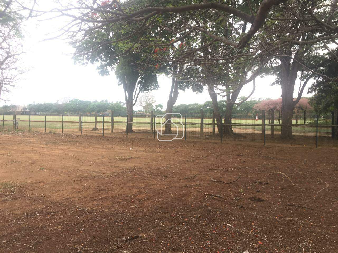 Terreno à venda em Indaiatuba - SP - Helvetia Polo Country: Terreno à venda no Condomínio Helvetia Polo Country - Indaiatuba/SP