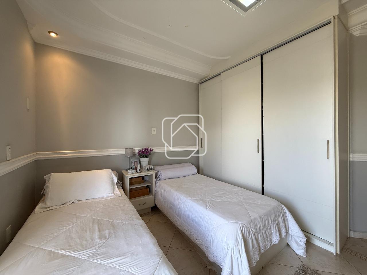 Casa de Condomínio à venda em Indaiatuba - SP - Jardim Residencial Santa Clara: Dormitório