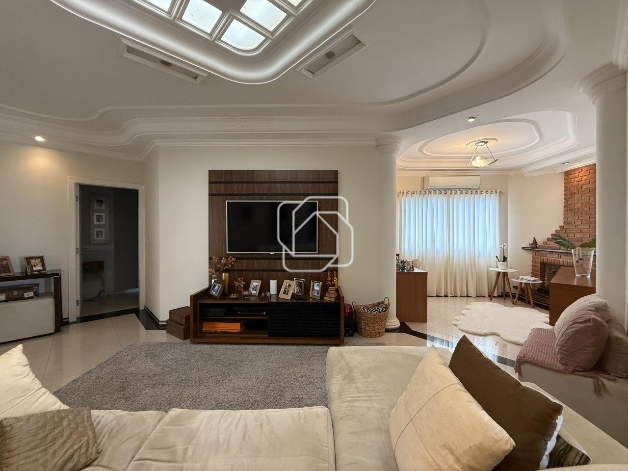 Casa de Condomínio à venda em Indaiatuba - SP - Jardim Residencial Santa Clara: Hall do piso superior