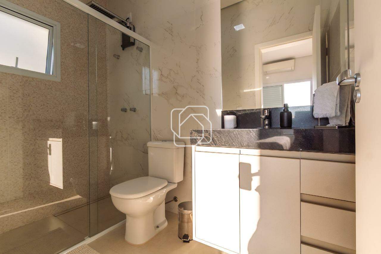 Casa de Condomínio à venda em Indaiatuba - SP - Jardim Residencial Santa Clara: Banheiro