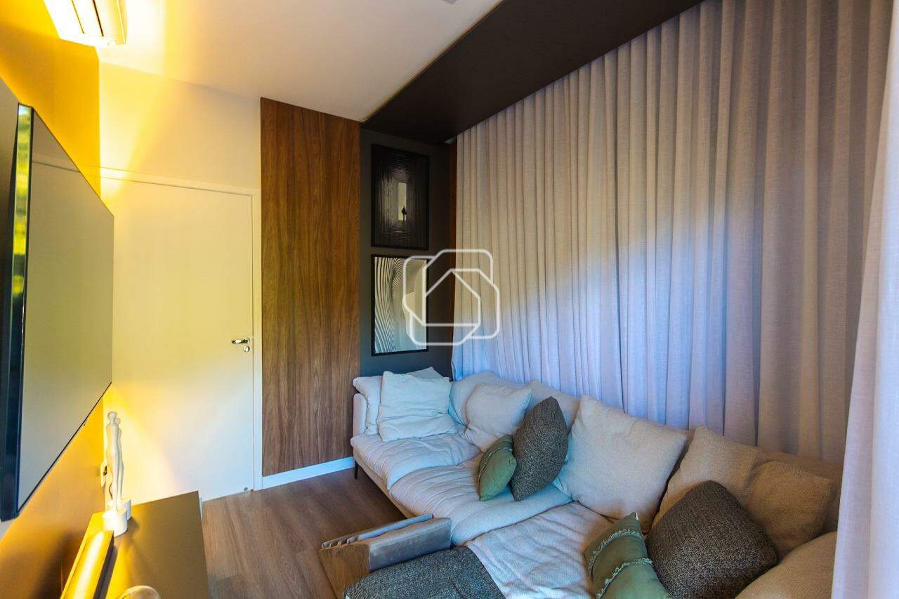 Casa de Condomínio à venda em Indaiatuba - SP - Jardim Residencial Santa Clara: Sala de TV