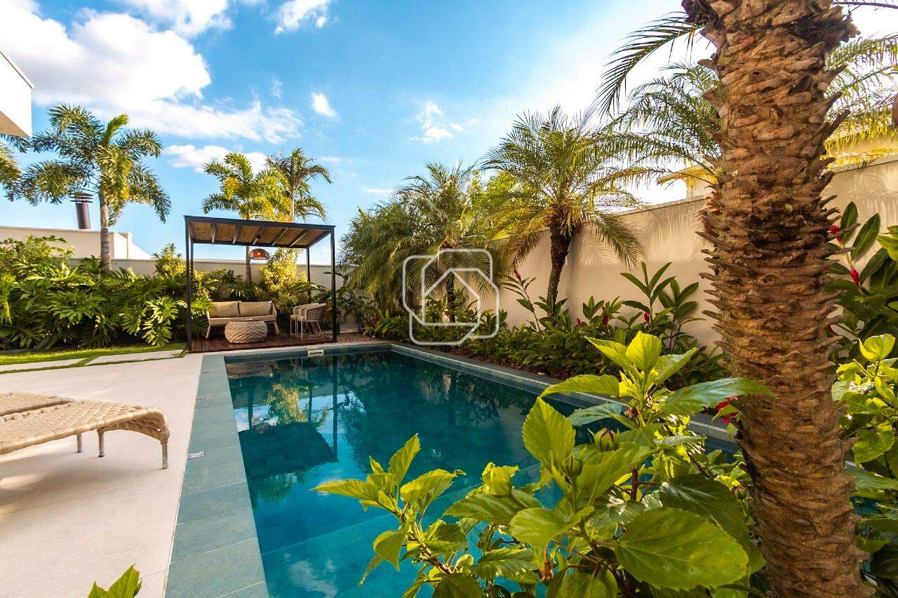 Casa de Condomínio à venda em Indaiatuba - SP - Jardim Residencial Santa Clara: Área da piscina