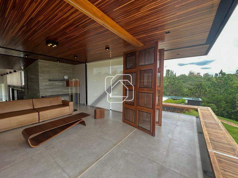 Casa de Condomínio à venda em Itu - SP - Condomínio Terras de São José II: Sala de estar, varanda