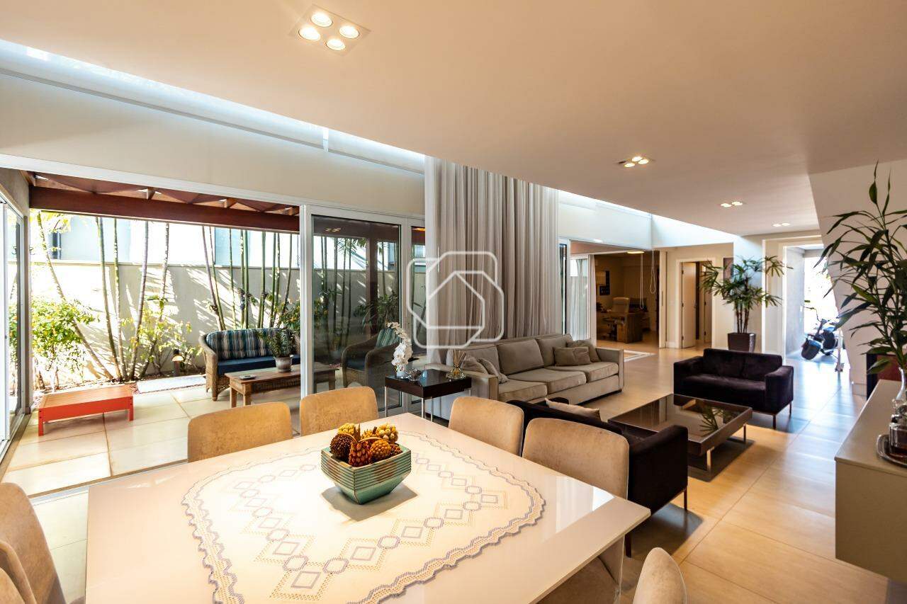 Casa de Condomínio à venda em Indaiatuba - SP - Helvetia Park: Sala de jantar