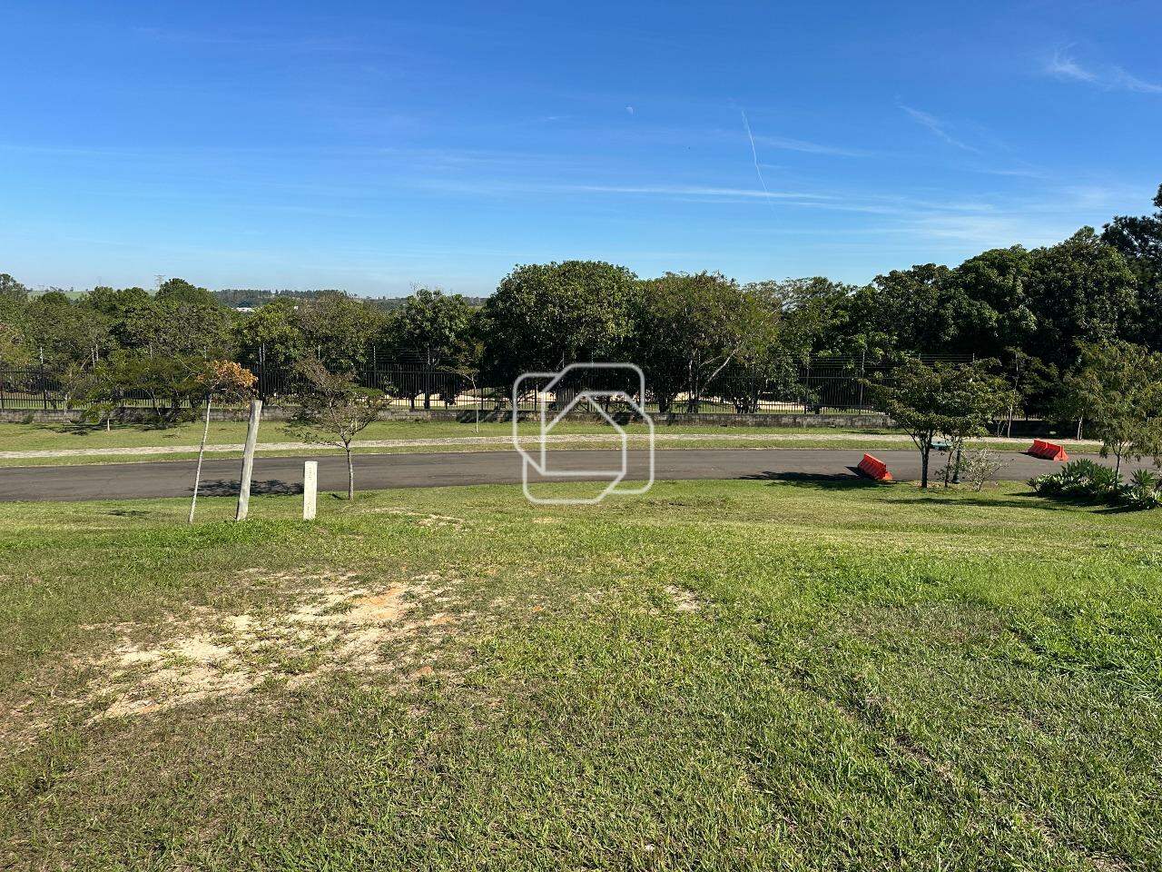 Terreno à venda em Itu - SP - Condomínio Villas do Golfe: Visão ampla do terreno