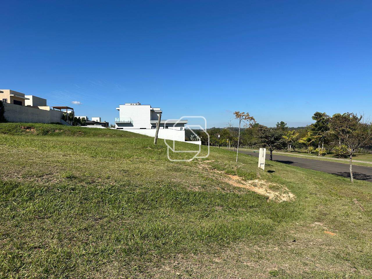Terreno à venda em Itu - SP - Condomínio Villas do Golfe: Visão ampla do terreno