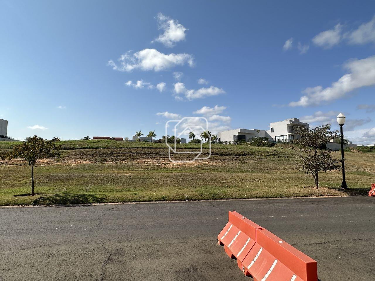 Terreno à venda em Itu - SP - Condomínio Villas do Golfe: Visão ampla do terreno