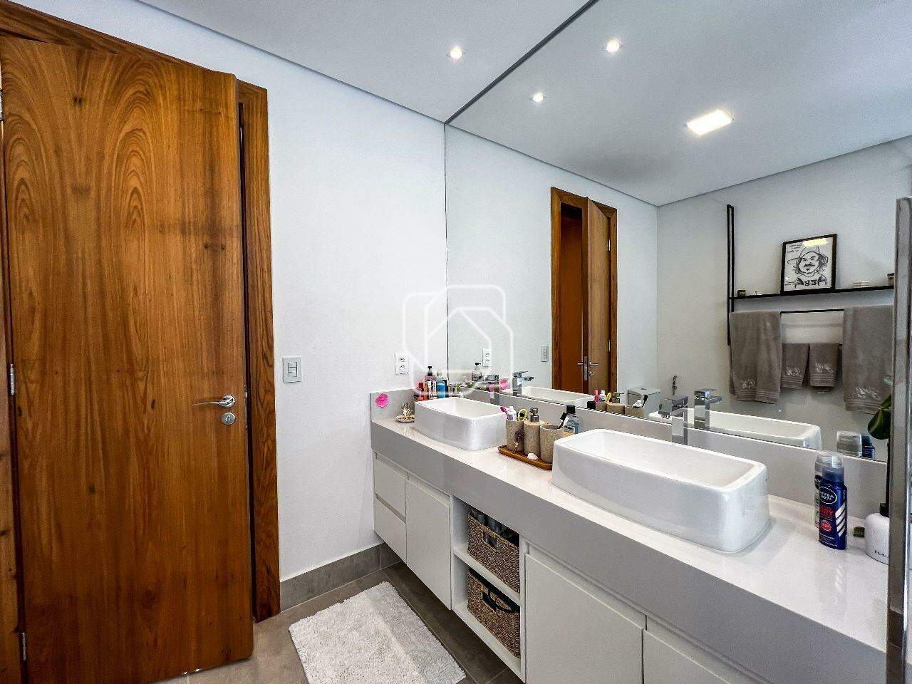 Casa de Condomínio à venda em Itu - SP - Condomínio Terras de São José II: Banheiro