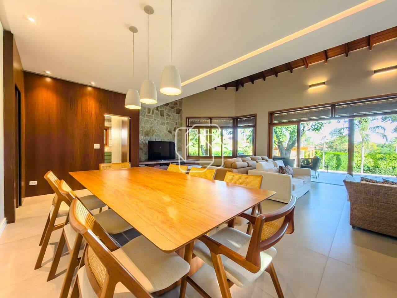 Casa de Condomínio à venda em Indaiatuba - SP - Lagos de Shanadu: Sala de jantar