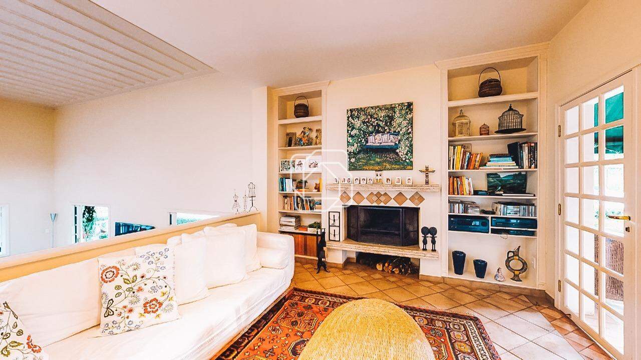 Casa de Condomínio à venda em Itu - SP - Fazenda Vila Real de Itu: Sala de estar, lareira